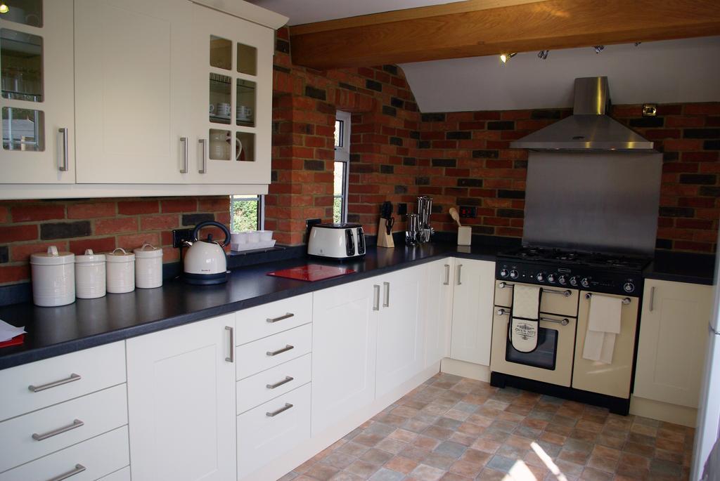 Leeds Castle Holiday Cottages Maidstone Habitación foto